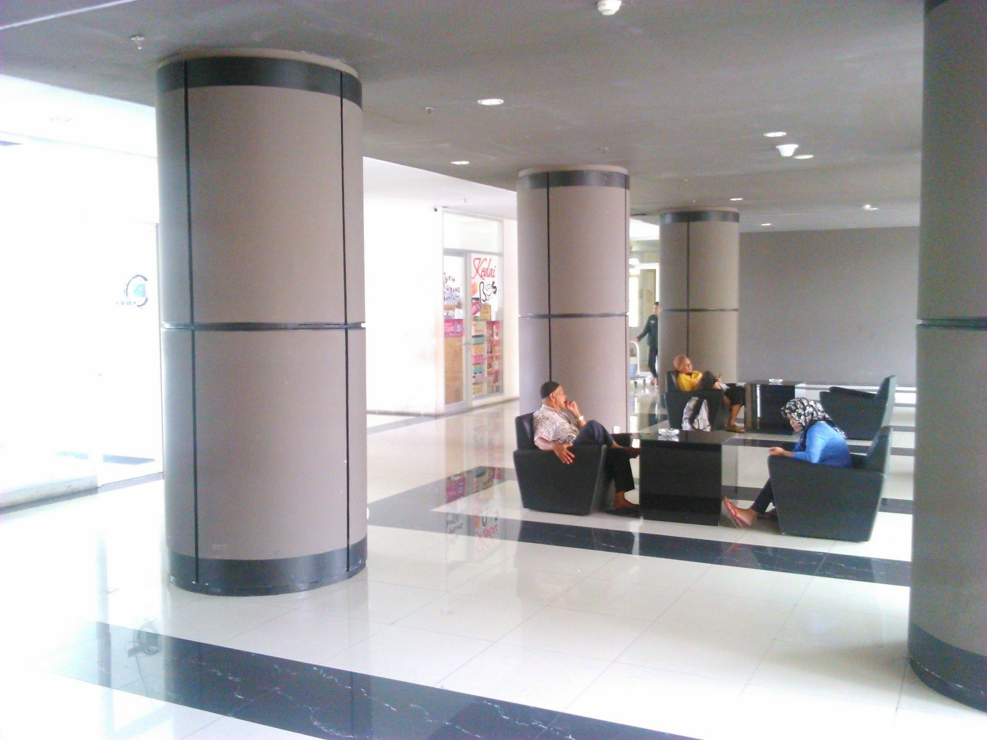 The Suites Metro Apartment - Putri Bandung Exterior foto
